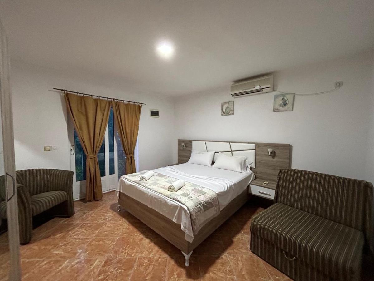 Christopher'S Apartments Ulcinj Extérieur photo